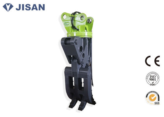 多使用回転丸太によってはスクラップのグラブのスーツの日立掘削機ZX210が取り組みます